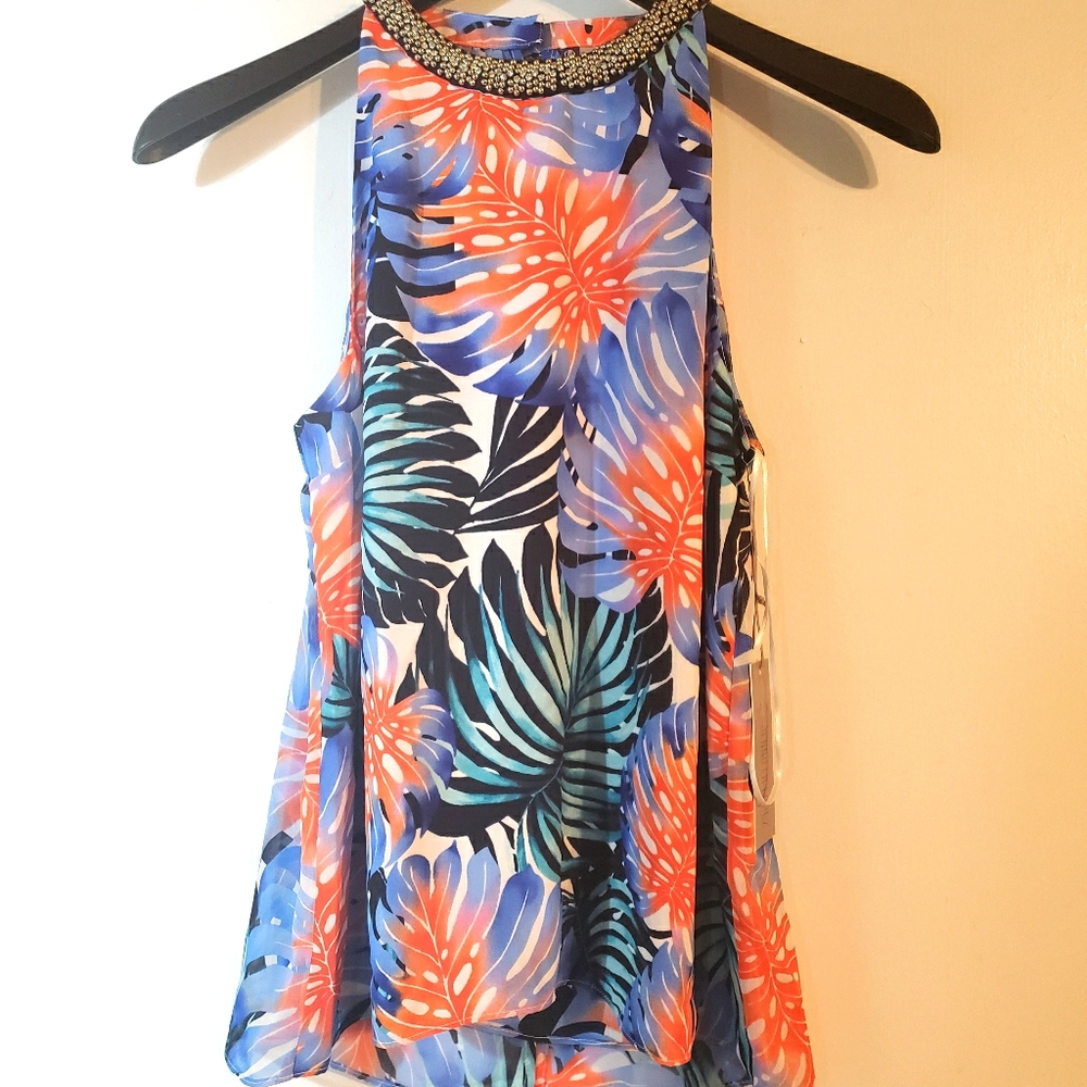 J-Lo Sleeveless blouse